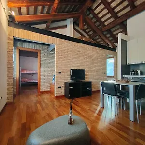 Urban 34 Apartment
